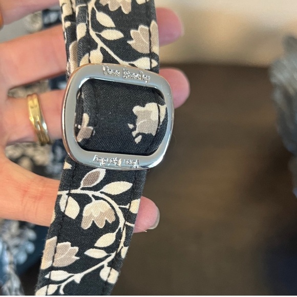 Vera Bradley Floral Black and White Women's Bag - Picture 7 of 9